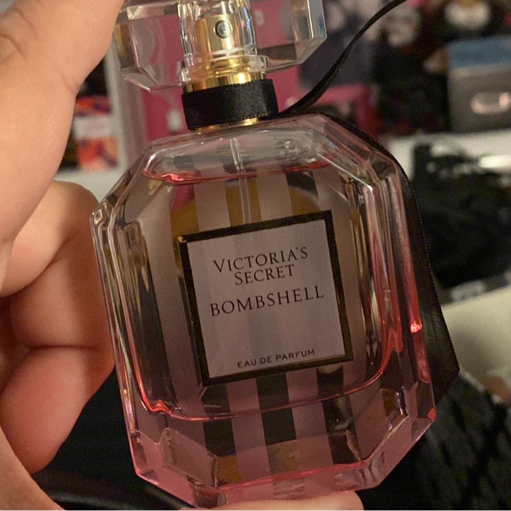 Victoria’s Secret bombshell perfume